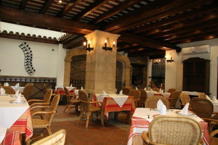 Hostal Torre De Guzman Conil De La Frontera Exterior foto