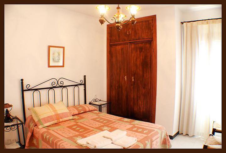 Hostal Torre De Guzman Conil De La Frontera Exterior foto